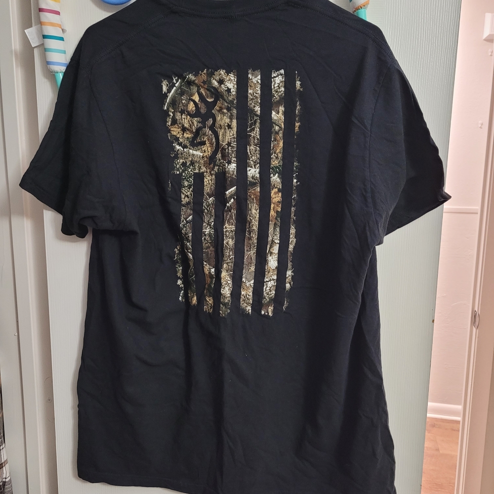 Men's Black Graphic T-Shirt